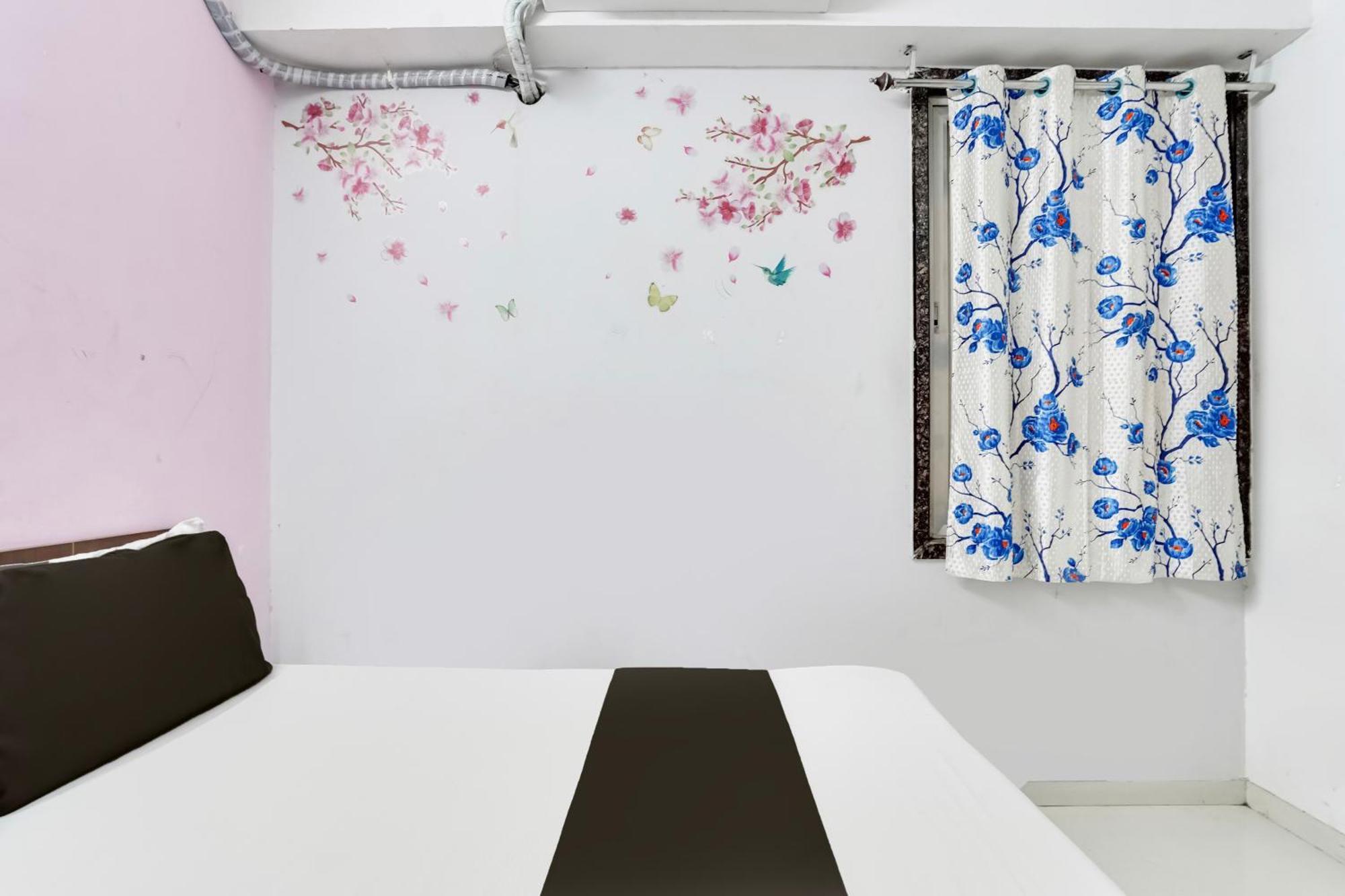 Hotel O Day Night Rooms Surat Zewnętrze zdjęcie